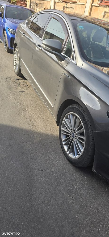 Ford Mondeo 2.0 HEV Vignale - 10