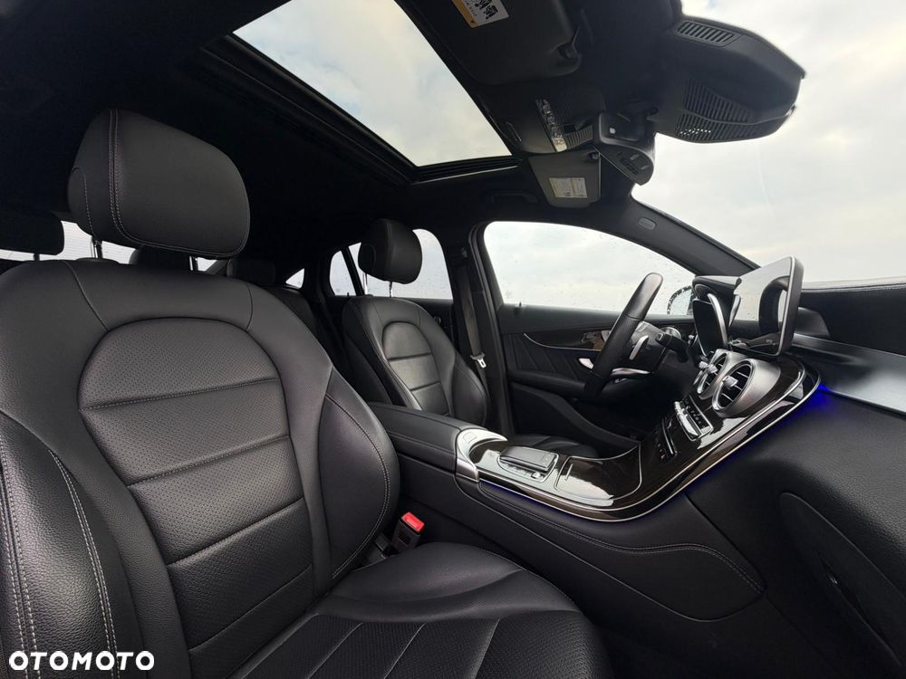 Mercedes-Benz GLC 300 4Matic 9G-TRONIC - 13