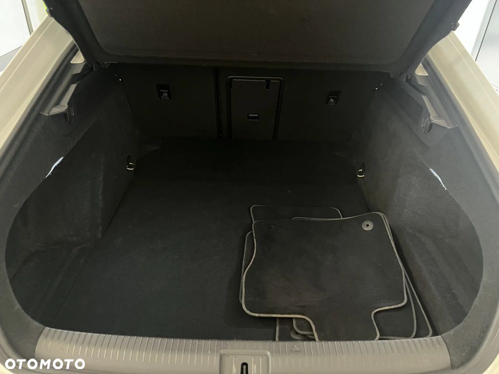 Volkswagen Arteon 2.0 TSI Essence DSG - 27