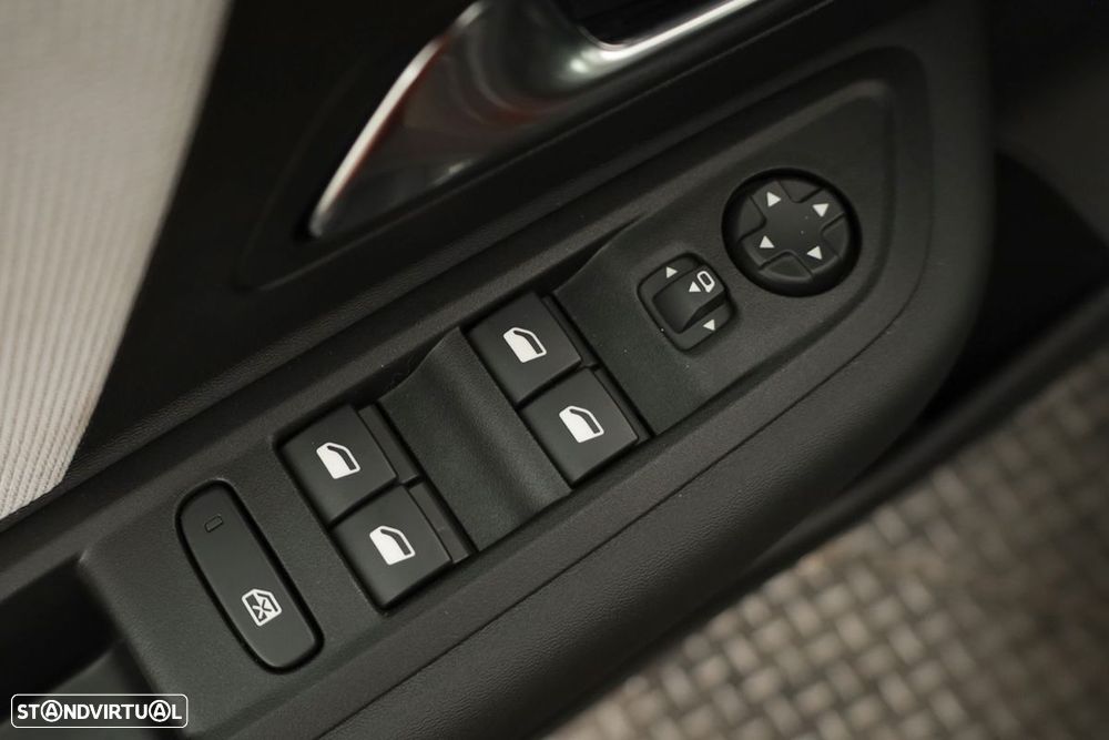 Citroën C4 1.2 Hybrid Max e-DSC6 - 21