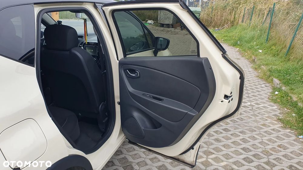 Renault Captur - 16