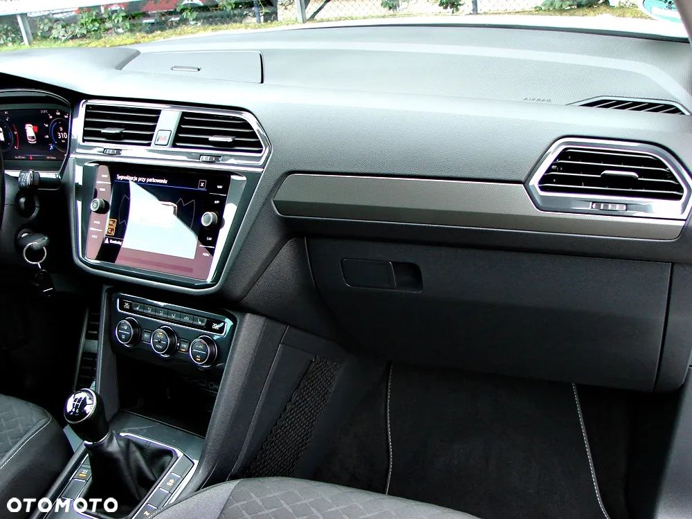 Volkswagen Tiguan 2.0 TDI SCR R-Line - 20