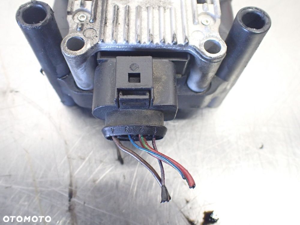 CEWKA ZAPŁONOWA VOLKSWAGEN TOURAN 1.6 - 4