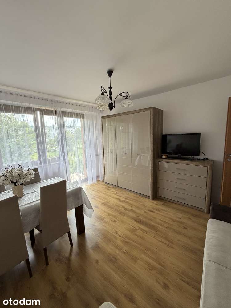 Mieszkanie 3-pokojowe z balkonem w KSM, 50 m2, gotowe do zamieszkania
