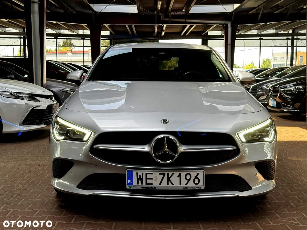 Mercedes-Benz CLA 200 Progressive 7G-DCT - 2