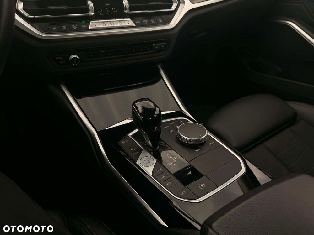 BMW Seria 3 - 12