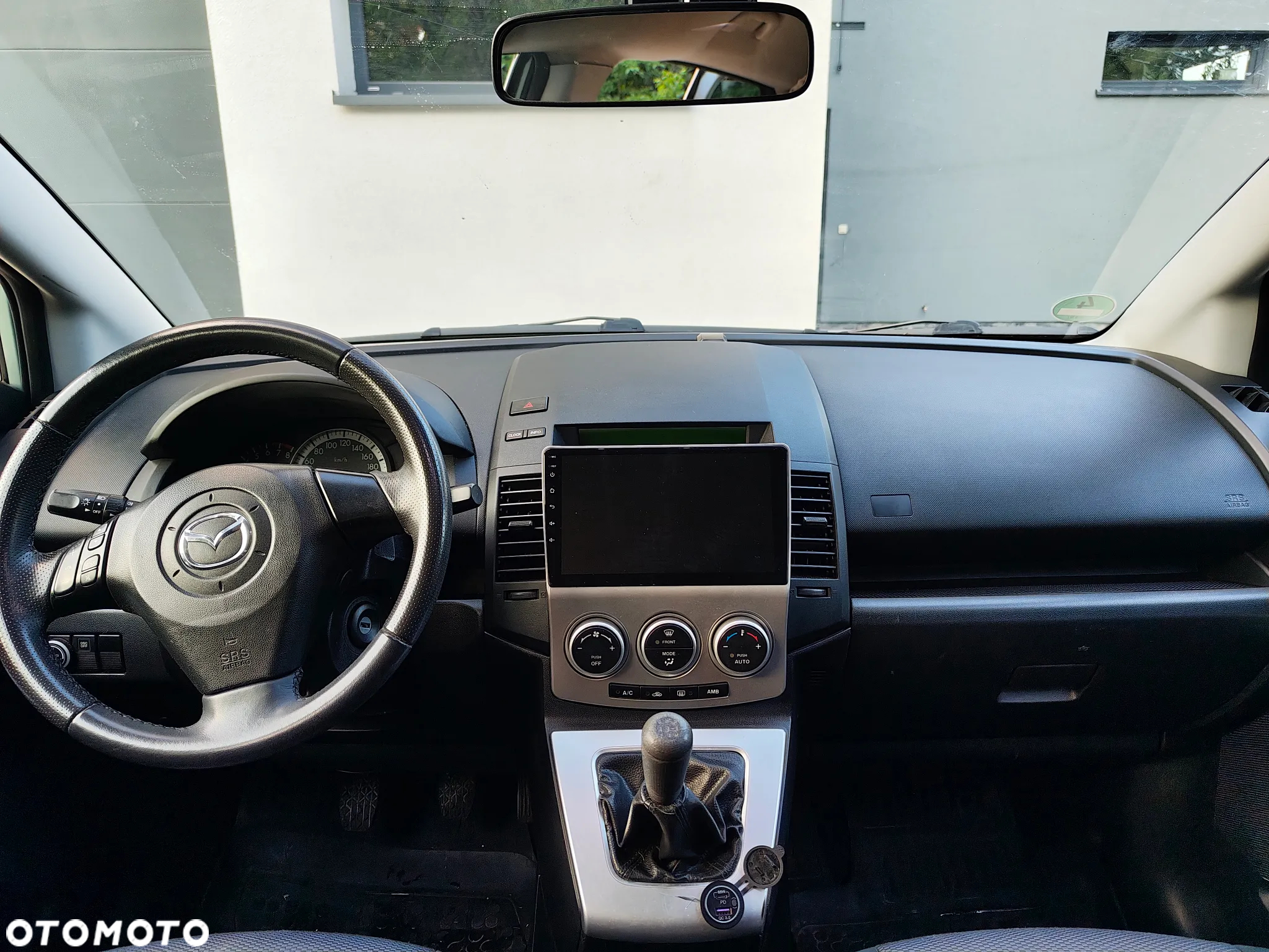 Mazda 5 2.0 Active - 12