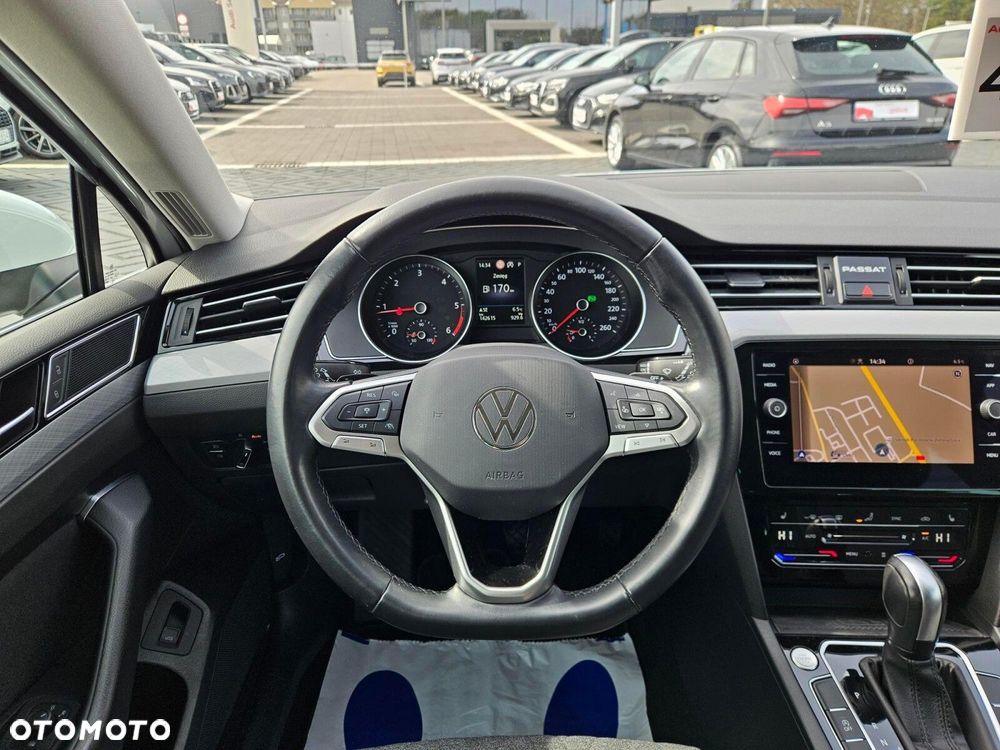 Volkswagen Passat Variant 2.0 TDI EVO Business DSG - 17