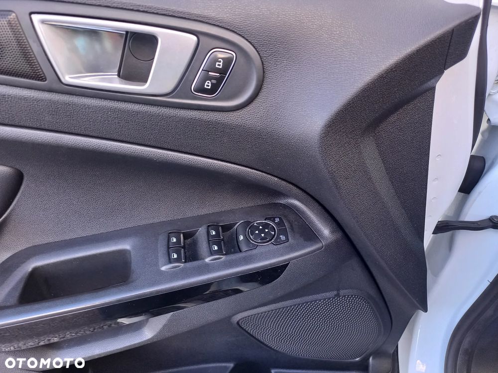 Ford EcoSport 1.5 EcoBlue TITANIUM - 30