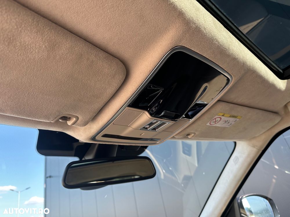 Land Rover Range Rover Sport - 16