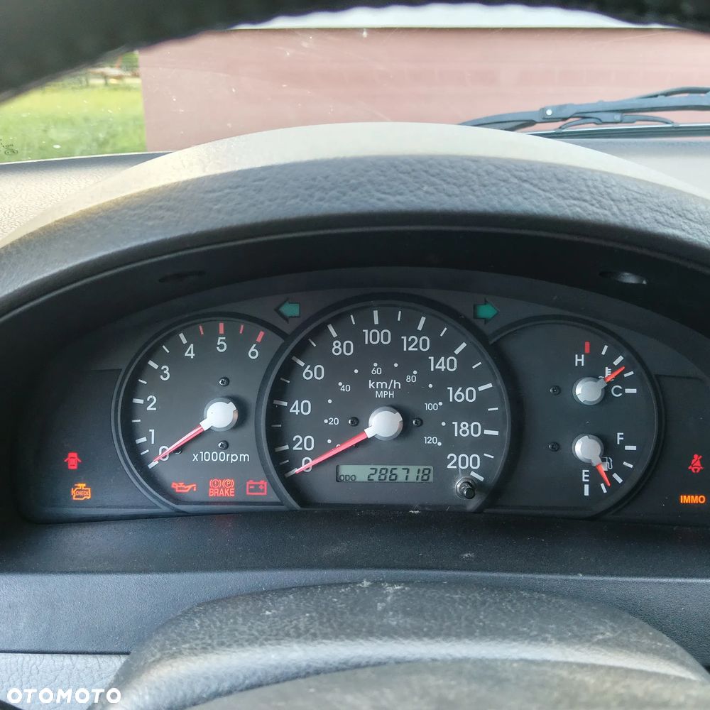 Kia Sorento 2.5 CRDi (air) - 11
