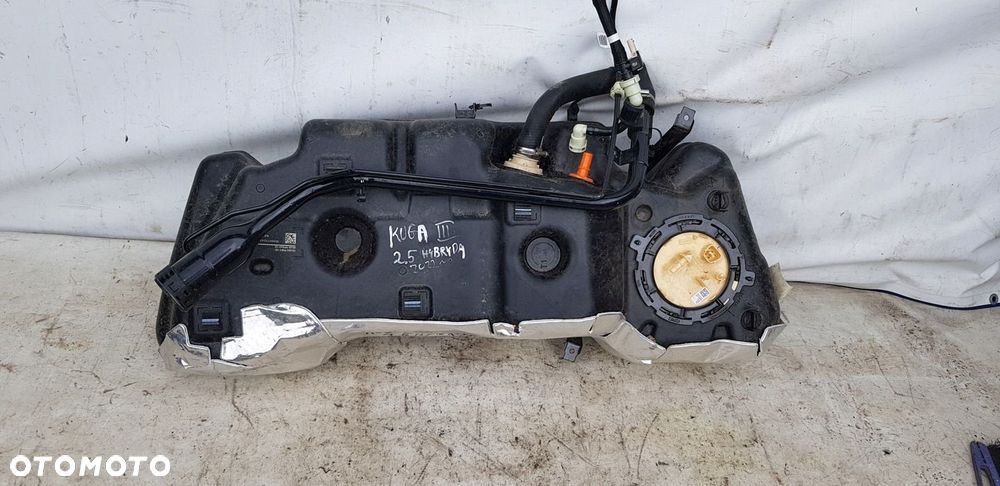 zbiornik pompa paliwa Ford Kuga mk3 2.5 - 1