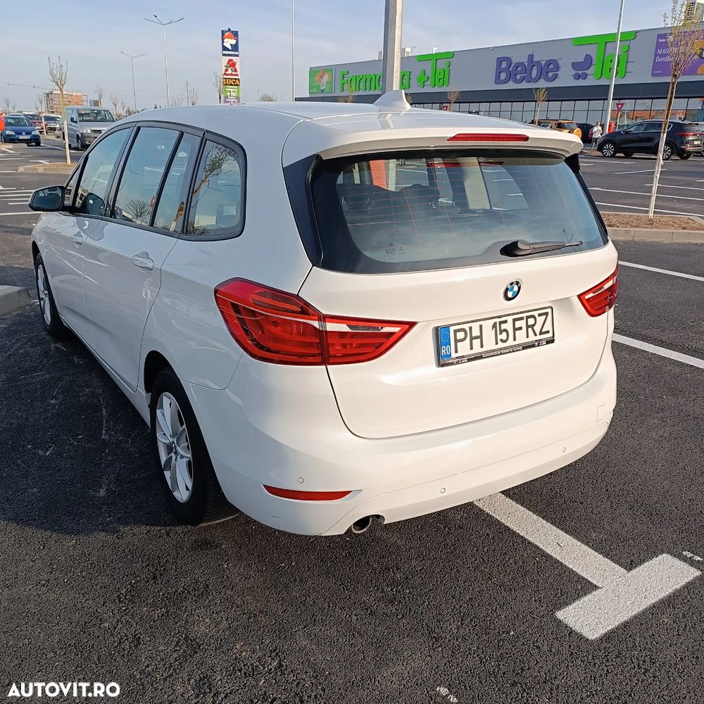 BMW Seria 2 218i AT Advantage - 4