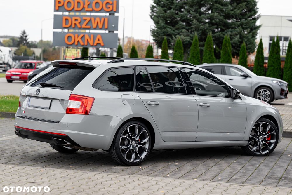 Skoda Octavia Combi 2.0 TSI (Green tec) DSG RS - 10