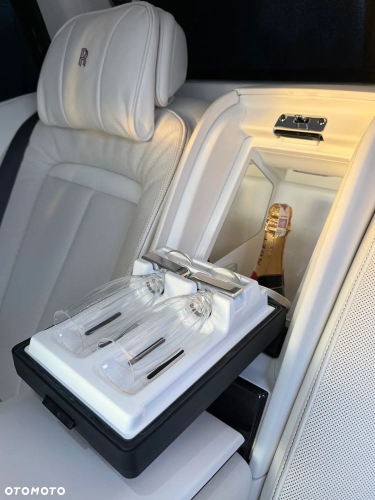 Rolls-Royce Cullinan - 23