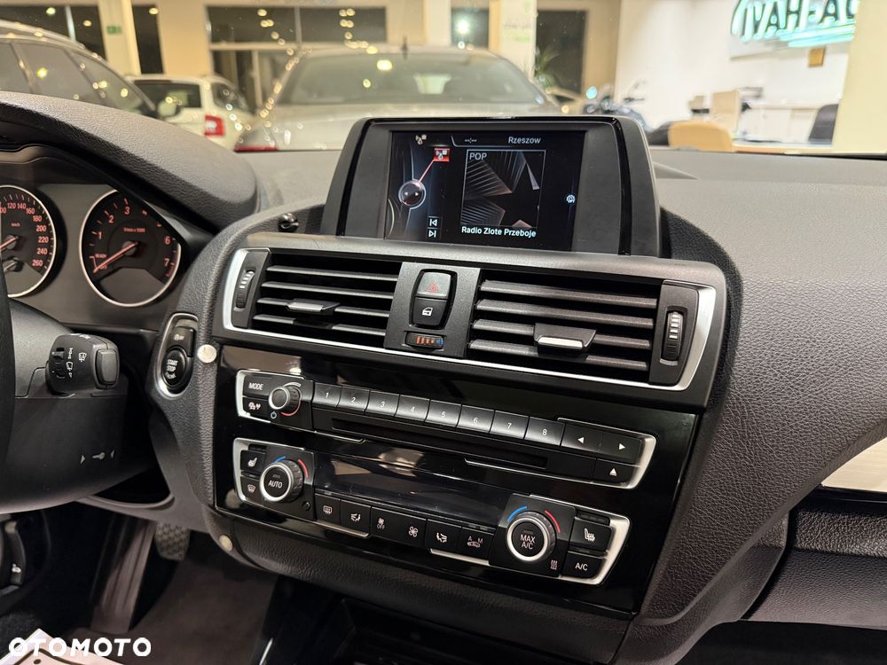 BMW Seria 1 118i Urban Line - 35