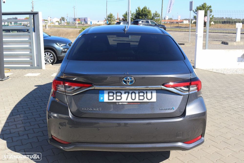 Toyota Corolla SD 1.8 Hybrid Luxury - 18