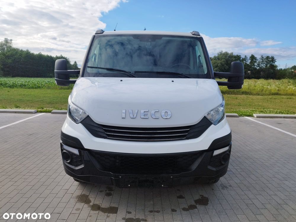 Iveco DAILY - 12