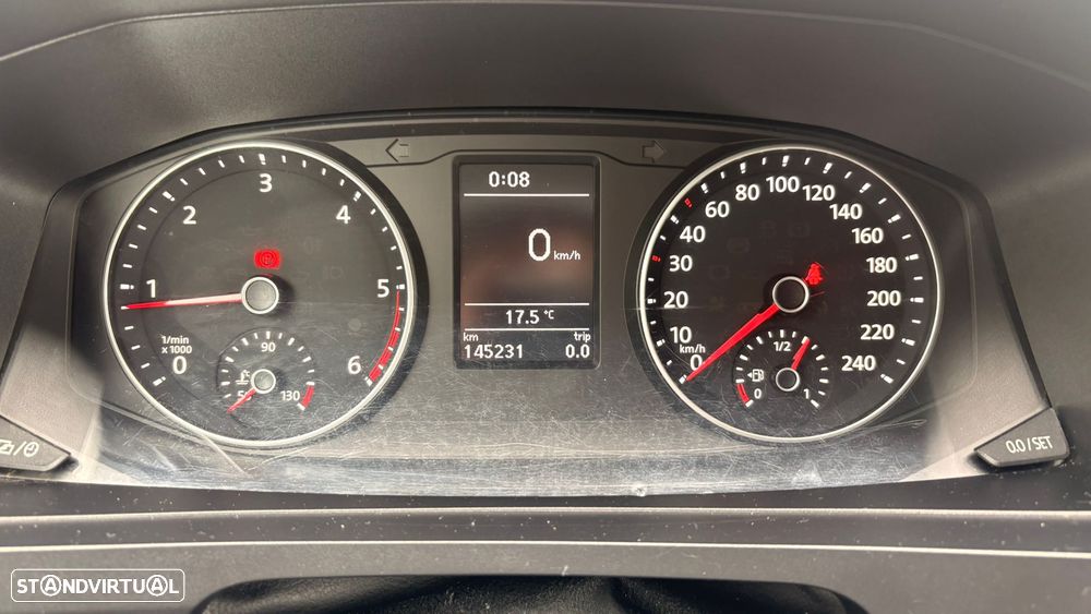 VW Transporter T6 Longa - 10