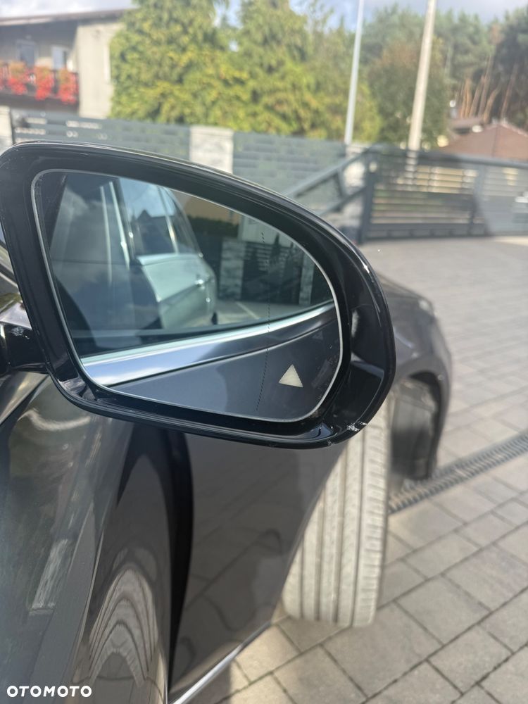 Mercedes-Benz Klasa E 220 d 4-Matic 9G-TRONIC - 19