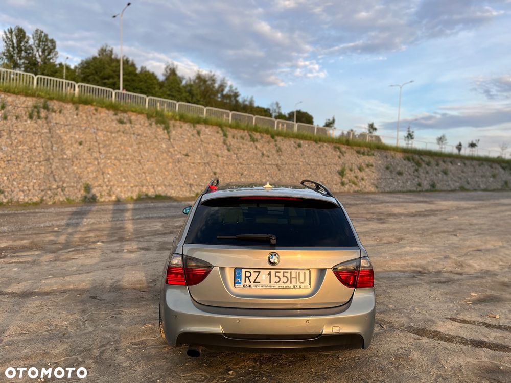 BMW Seria 3 320d - 5