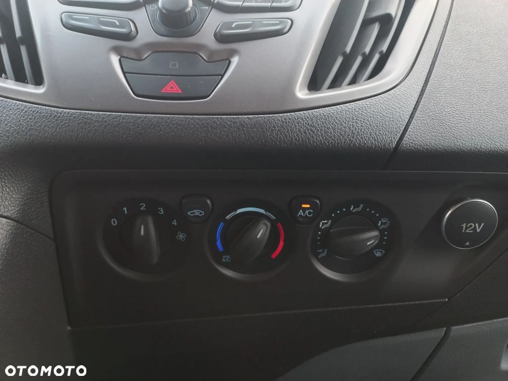 Ford Transit Custom - 23