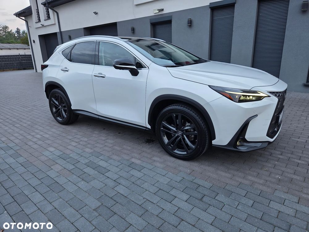 Lexus NX 350h Prestige AWD - 1