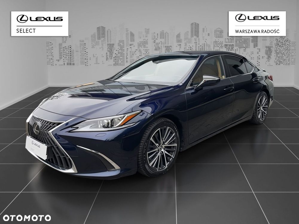 Lexus ES - 1