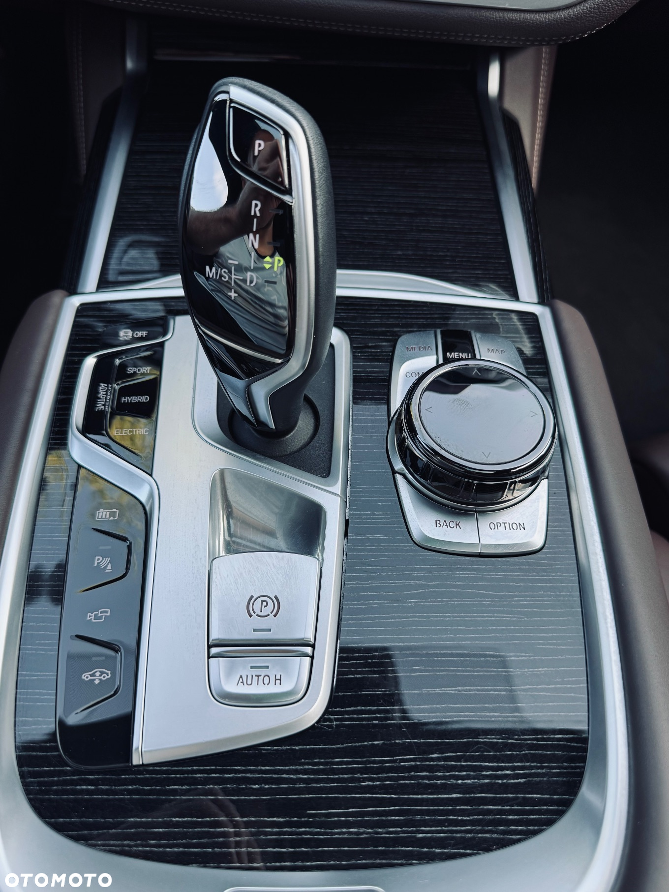 BMW Seria 7 - 30