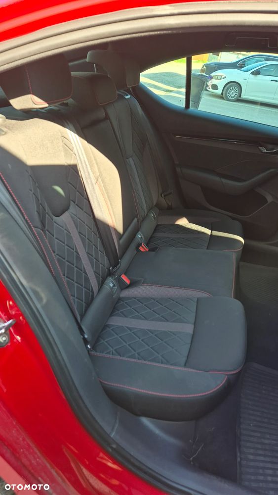 Skoda Octavia 1.4 TSI Plug-In Hybrid RS DSG - 17