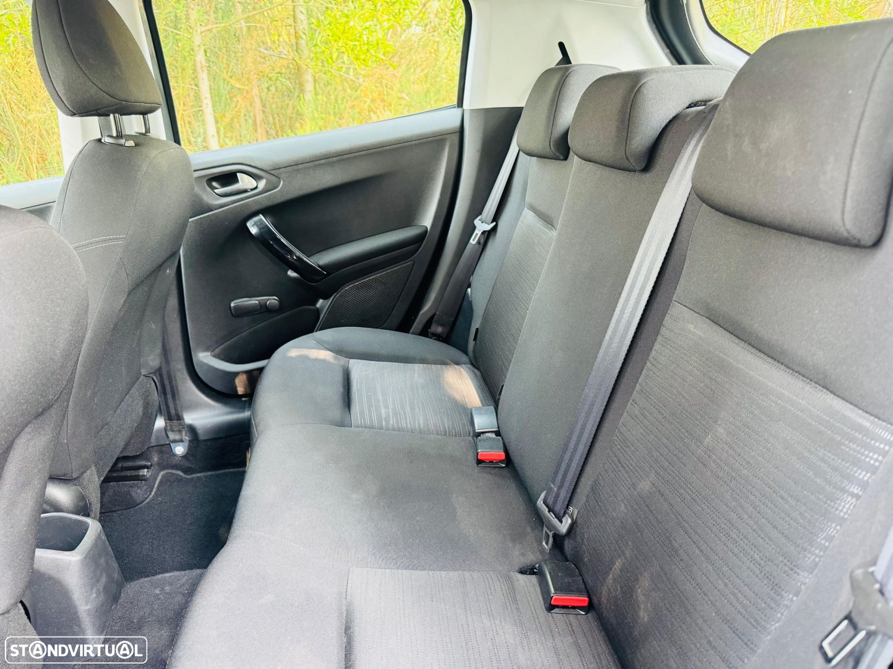 Peugeot 208 1.0 VTi Access - 23