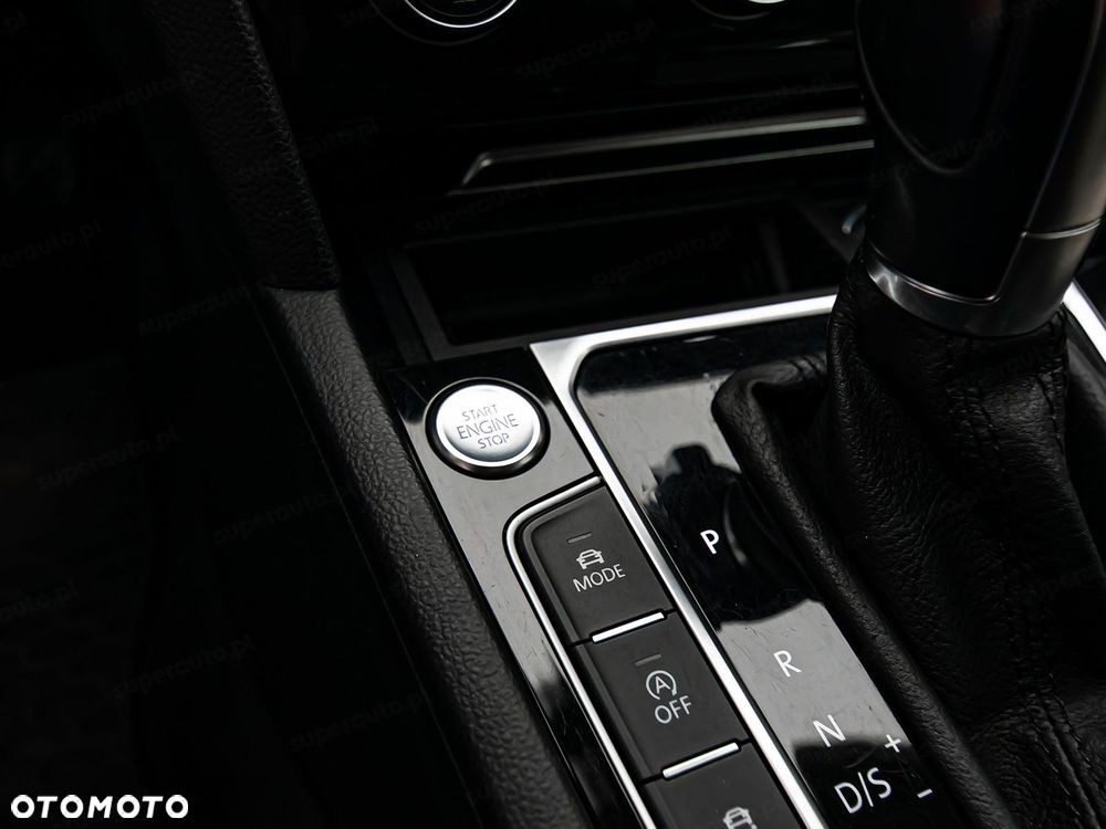 Volkswagen Passat - 20