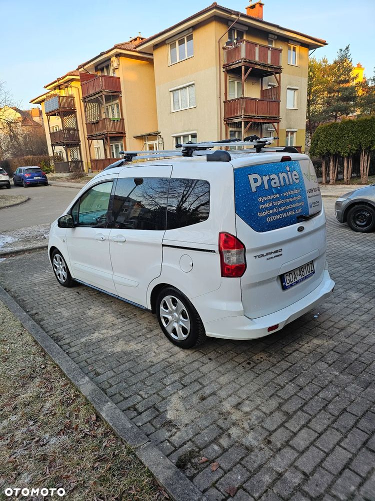 Ford Tourneo Courier - 4