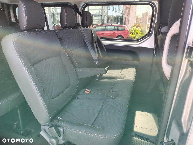 Renault Trafic - 10