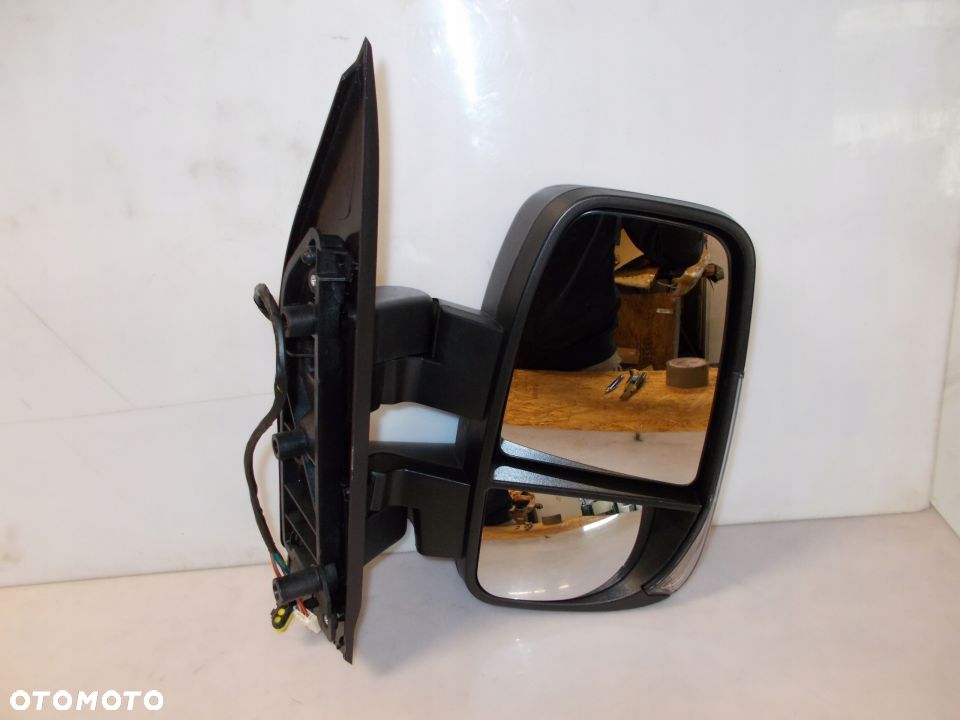 LUSTERKO PRAWE KRÓTKIE ELEK,IVECO DAILY 2014- - 1