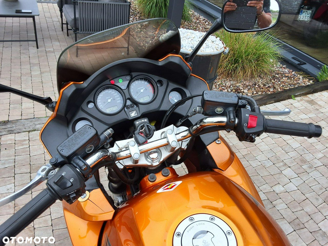 Honda CBF - 15