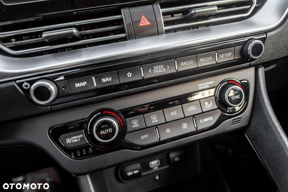 Kia Niro 1.6 GDI HEV 2WD OPF Edition 7 - 33