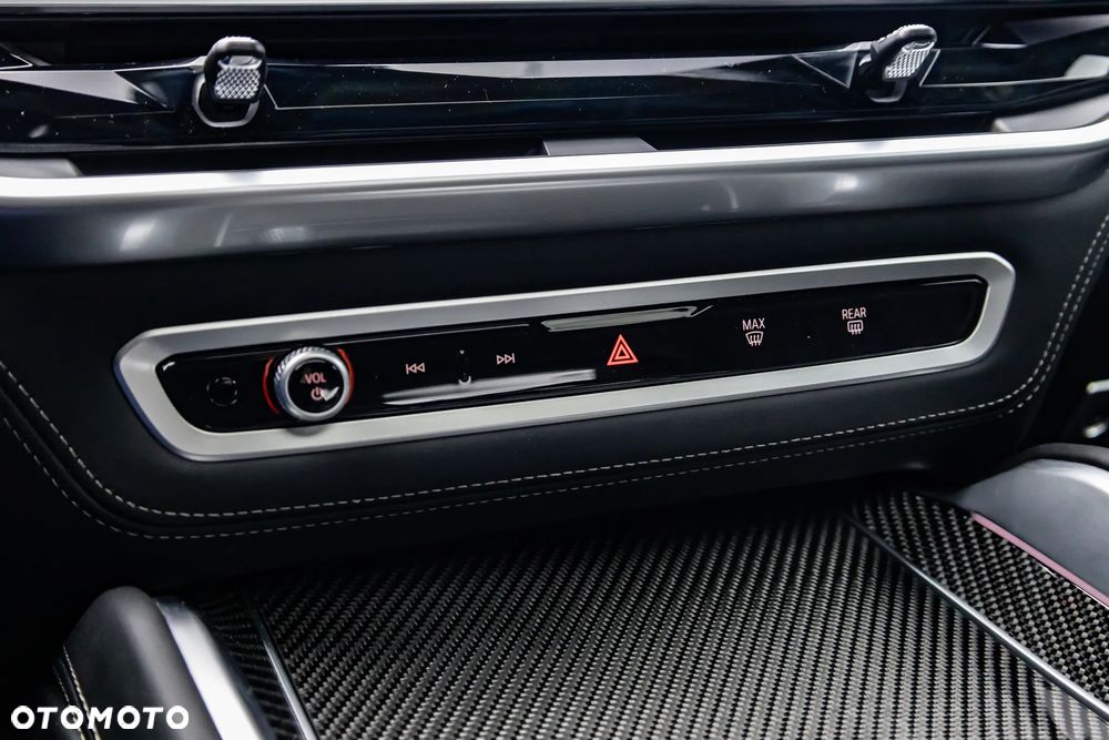 BMW X6 - 25