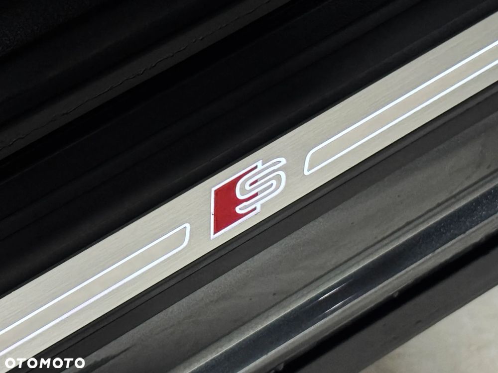 Audi Q5 40 TDI quattro S tronic S line - 25