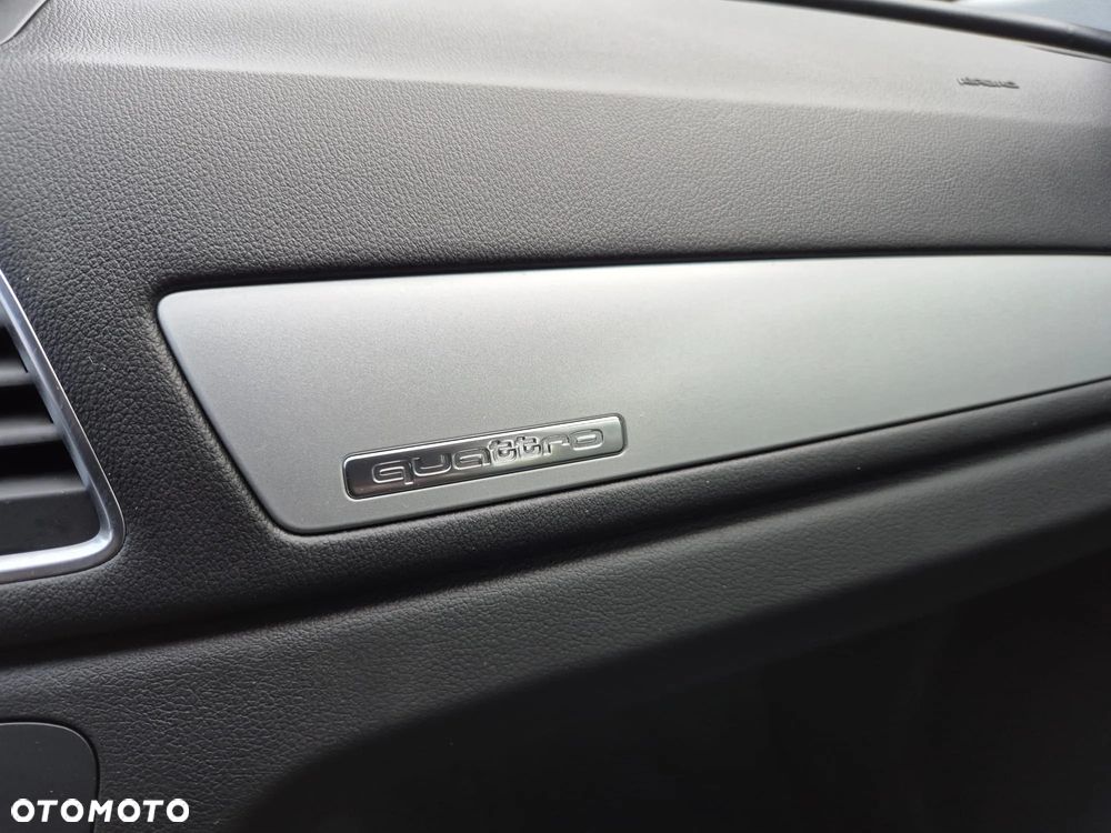 Audi Q3 2.0 TDI quattro S tronic design - 15
