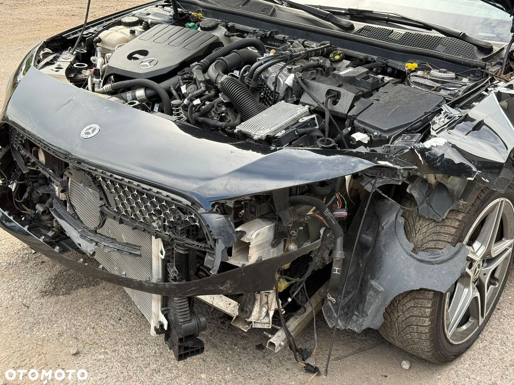 Mercedes-Benz Klasa A 250 E AMG Line 8G-DCT - 9