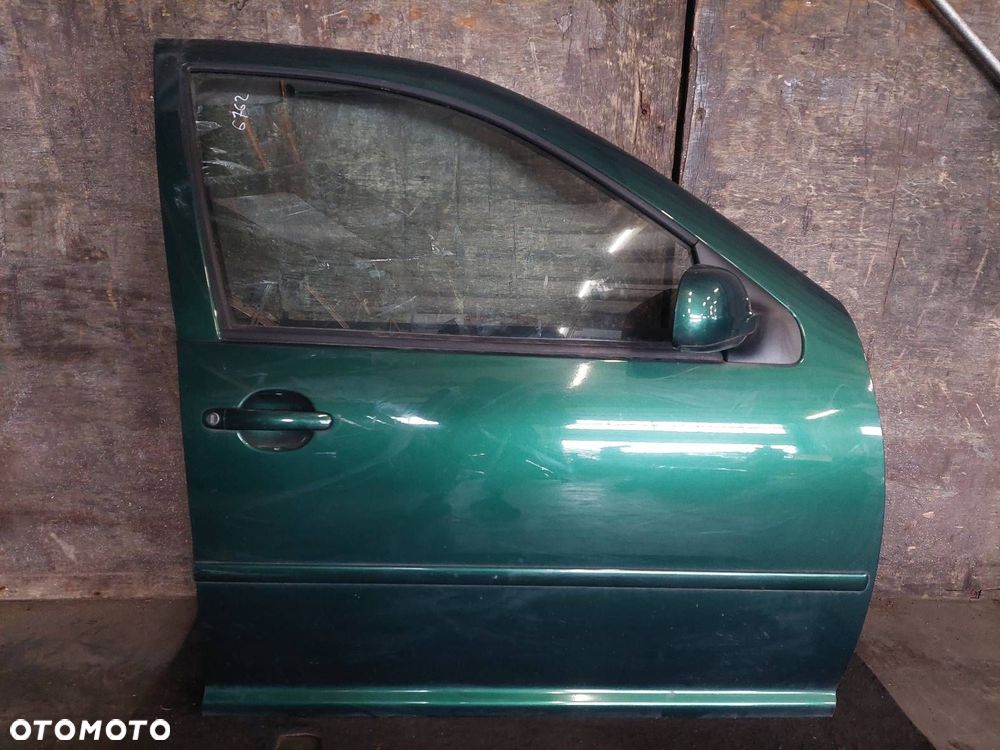 DRZWI KOMPLETNE PRAWY PRZÓD VOLKSWAGEN BORA I LC6M - 1