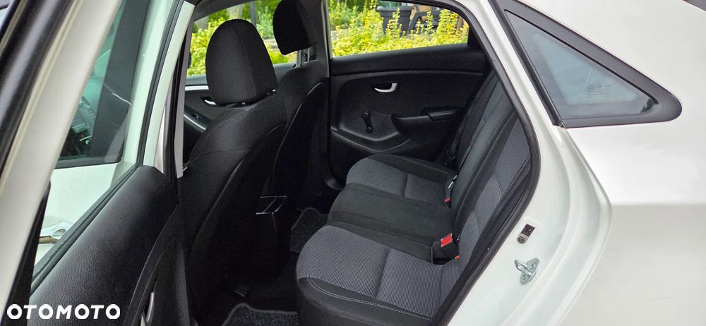 Hyundai i30 1.4 Style - 10