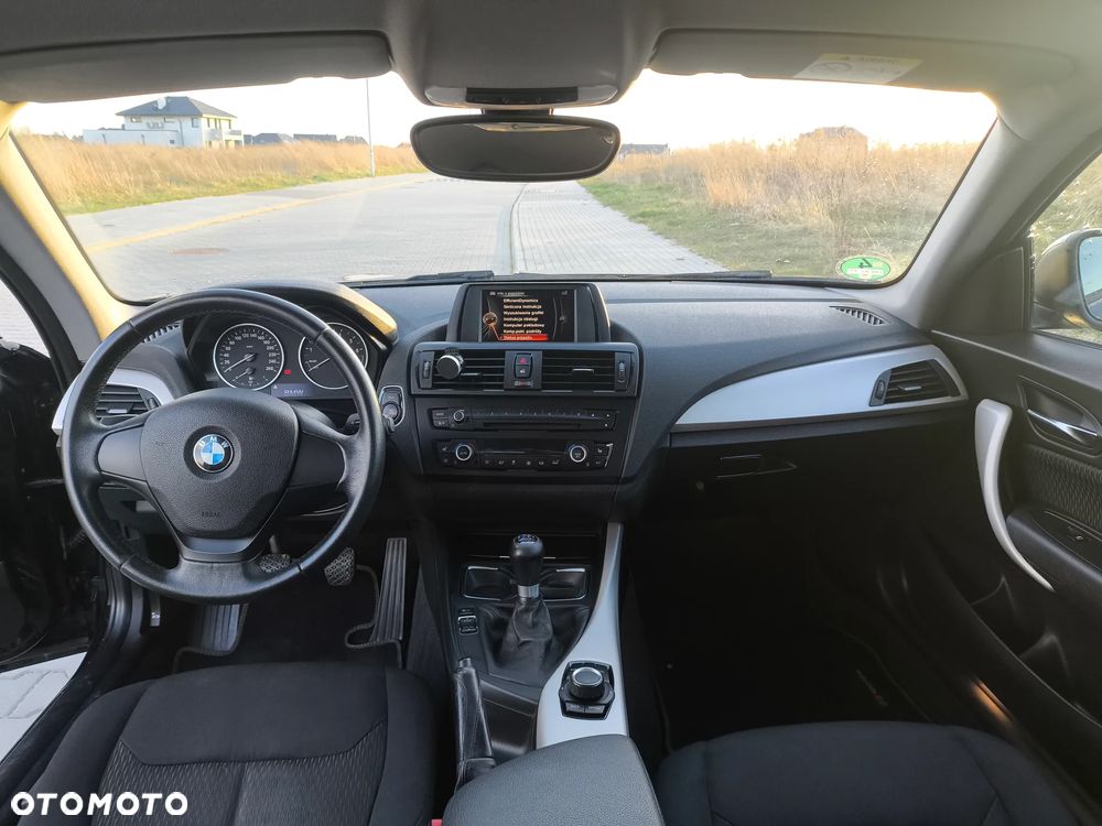 BMW Seria 1 114i - 13