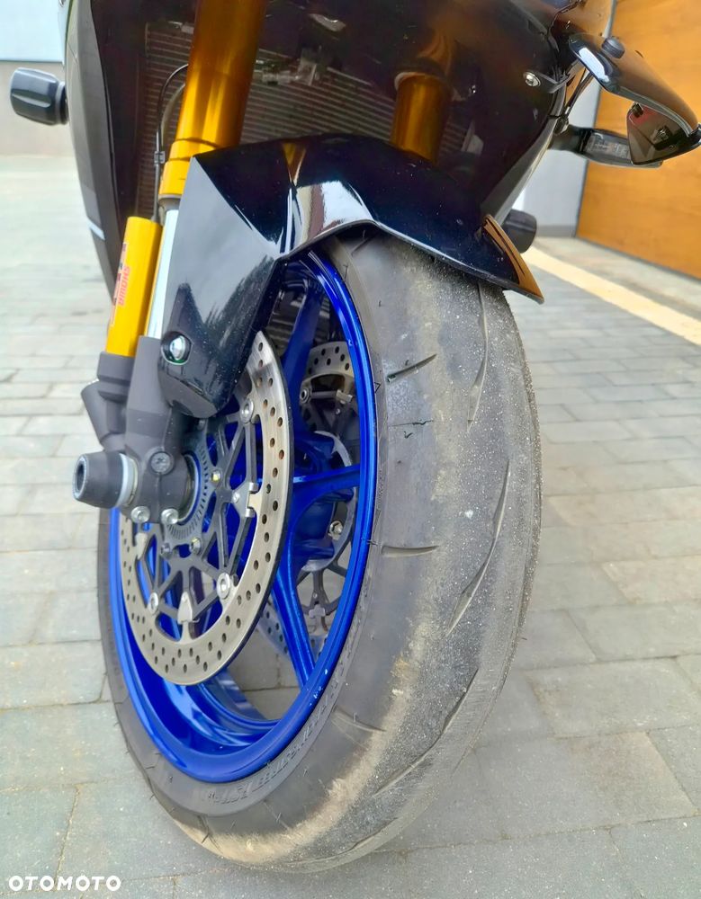 Suzuki GSX-R - 13