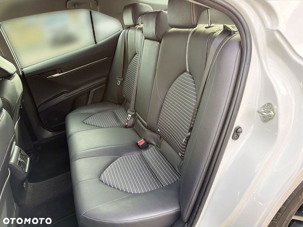 Toyota Camry 2023