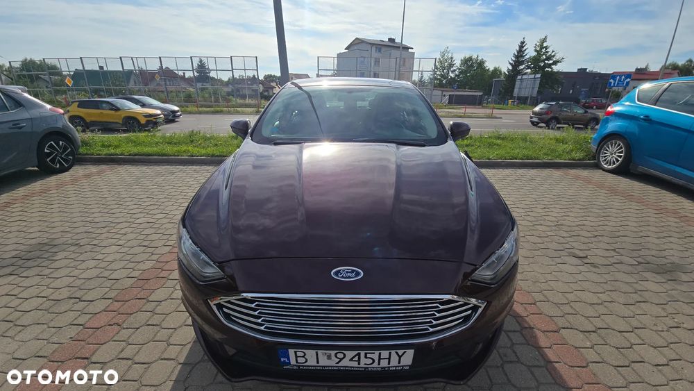 Ford Fusion - 4