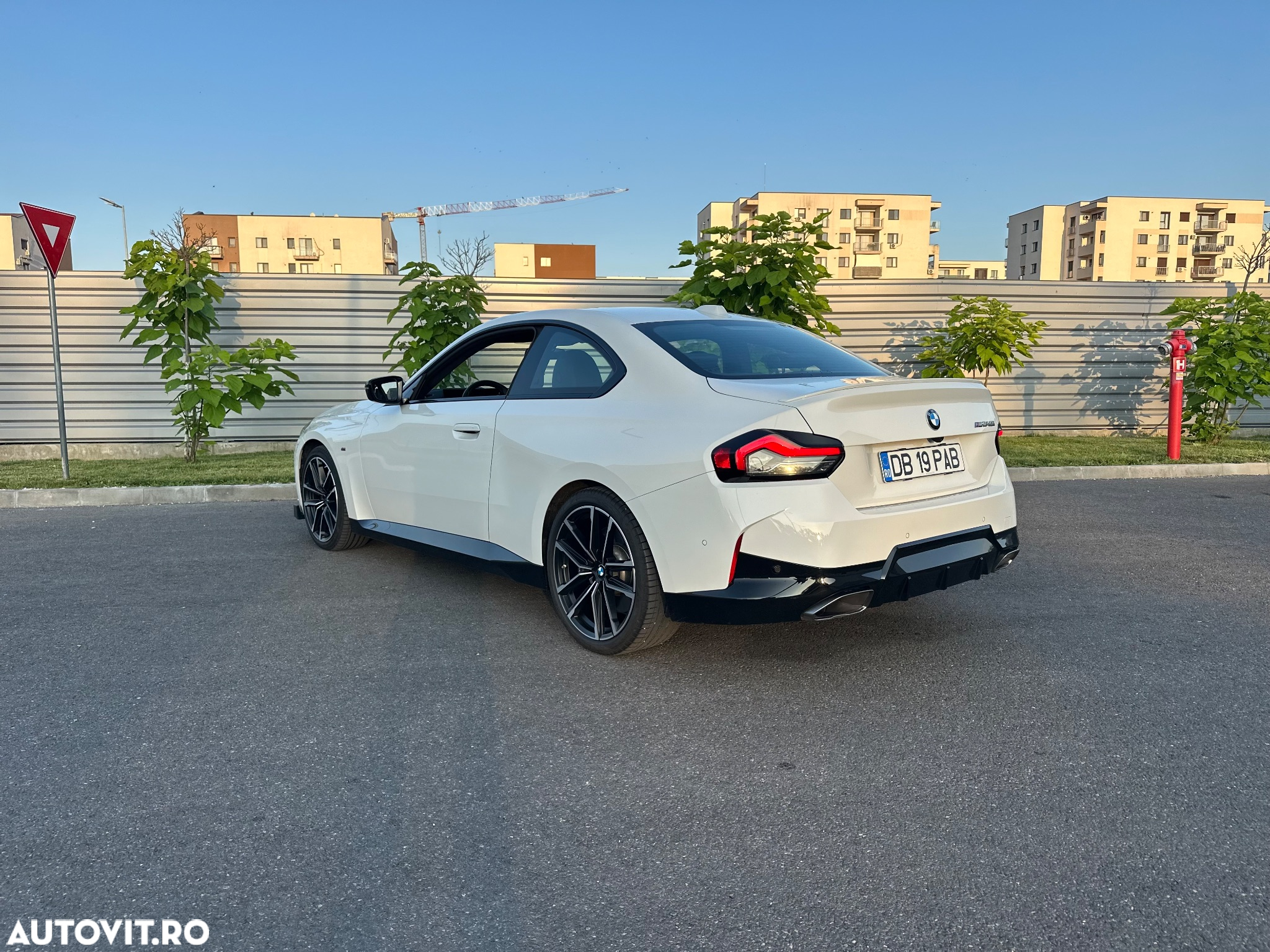 BMW M2 M240i xDrive AT - 2
