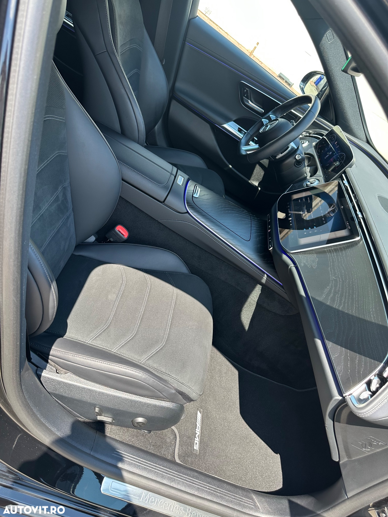 Mercedes-Benz E 220 d 9G-TRONIC Edition AMG Line - 24