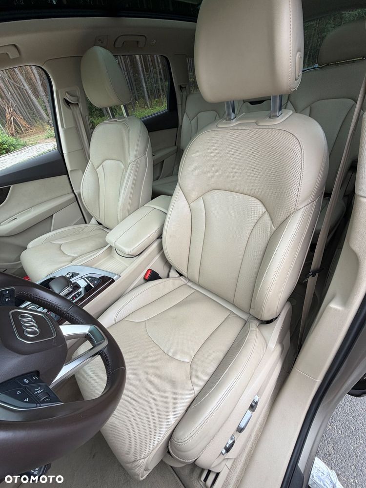 Audi Q7 3.0 TFSI Quattro Tiptronic - 17